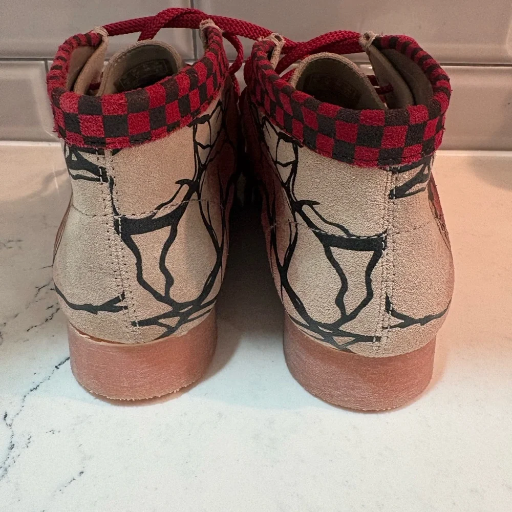 Clarks Originals Wallabee Evo Stranger Things The Upside Down Mens 7.5 Rare